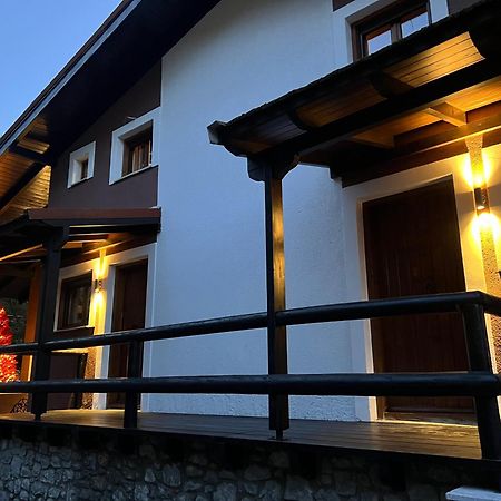 Mz Reindeer Hotel Kalivia  Exterior photo