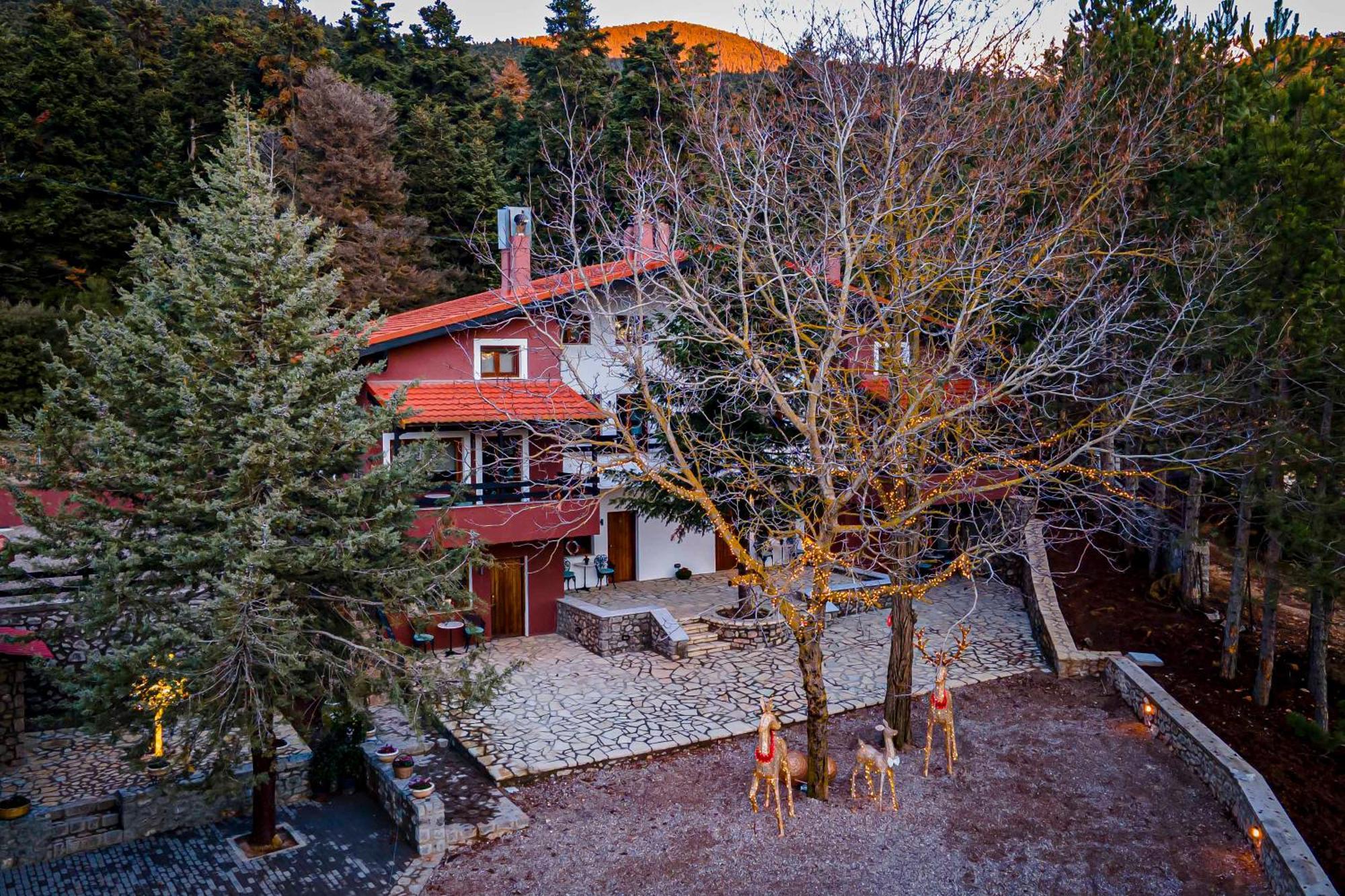 Mz Reindeer Hotel Kalivia  Exterior photo